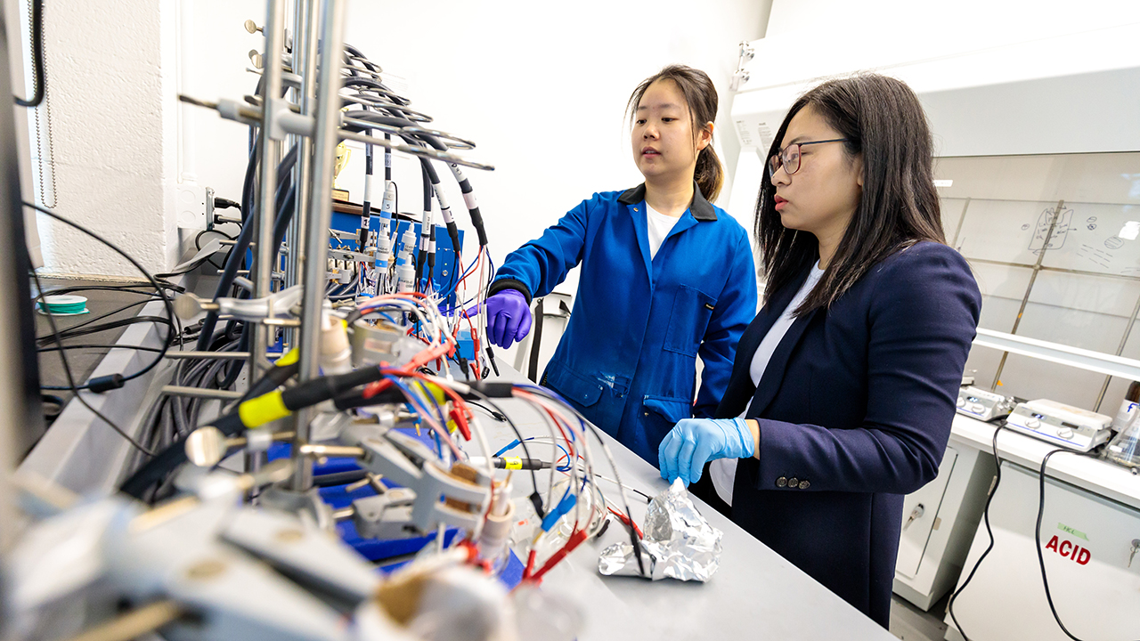 A solid-state “atomic channel” for separating rare earth elements 图片 1