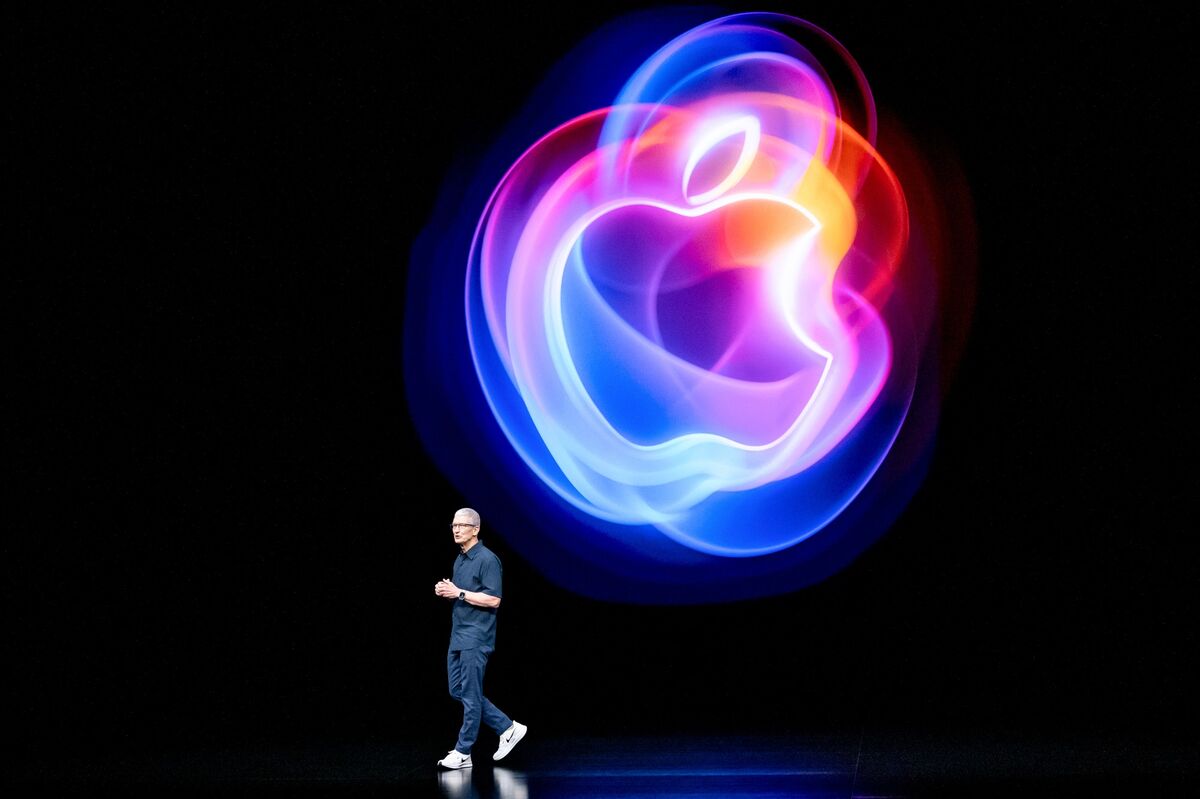 Apple Unveils iPhone 16, Touts Artificial Intelligence Features 图片 1
