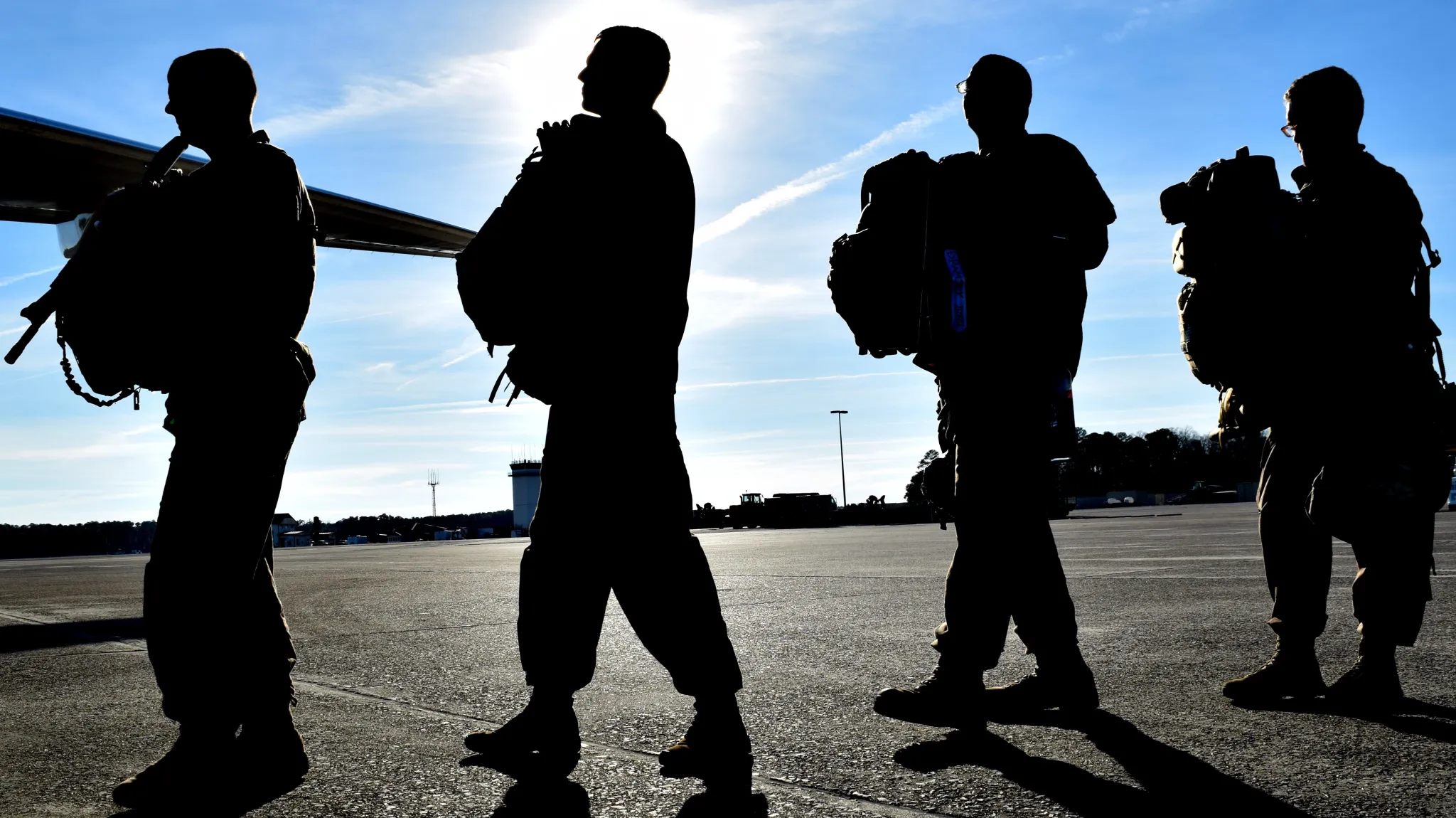 New rules for troops leaving the military miss mental health obstacles, experts say 图片 1