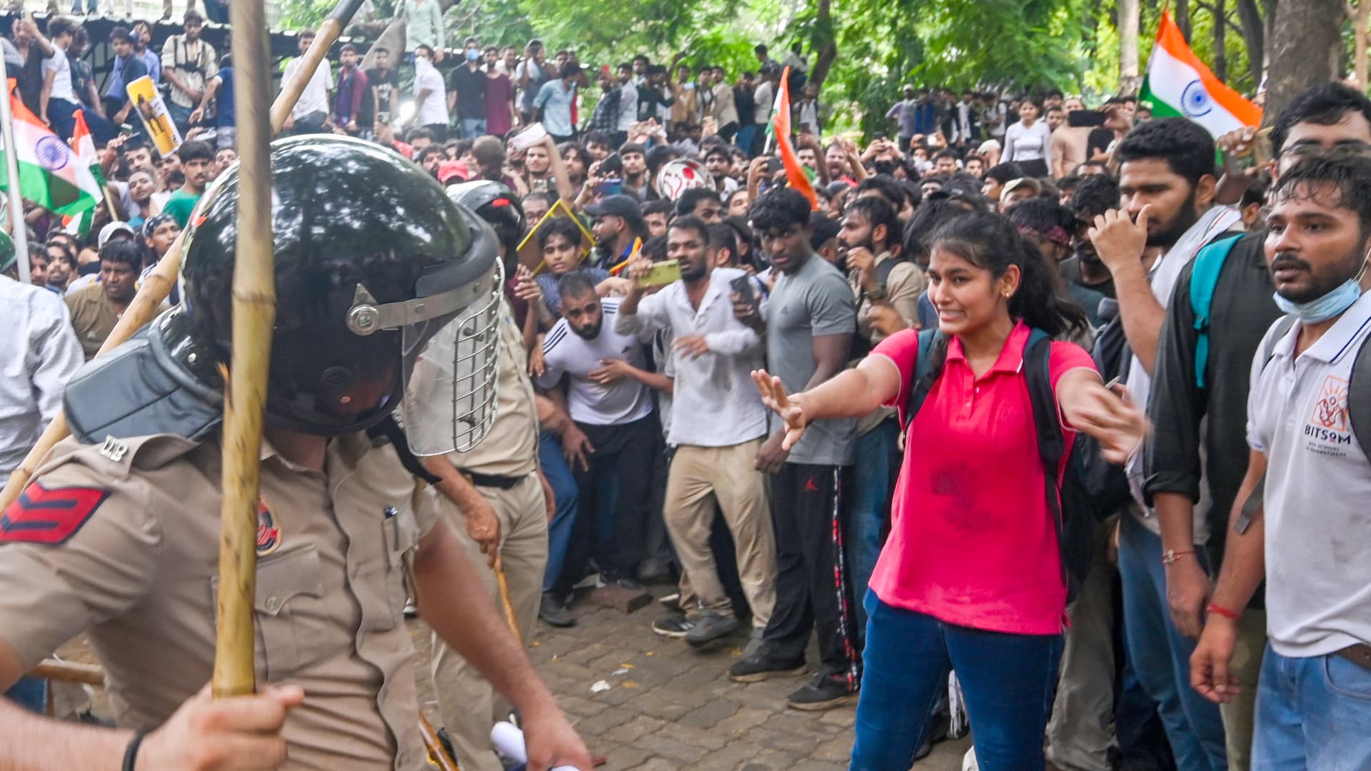 An exam leak in India exposed a Gen Z jobs crisis that goes much deeper 图片 1