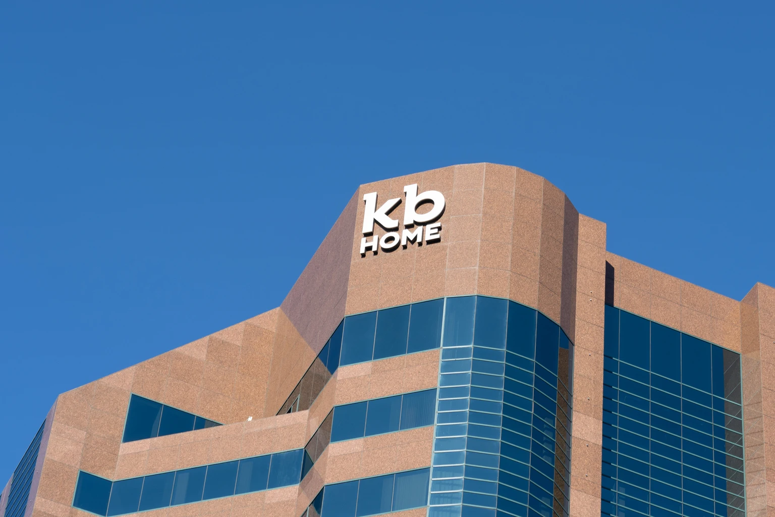 KB Home Q2 Review: Muted Housing Market Unlikely To Recover Soon 图片 1