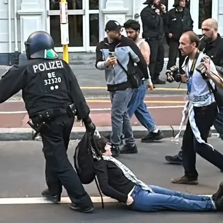 Free Speech Crackdown: Germany Deports Bob Vylan Frontman for Anti-Israel Chants 图片 1