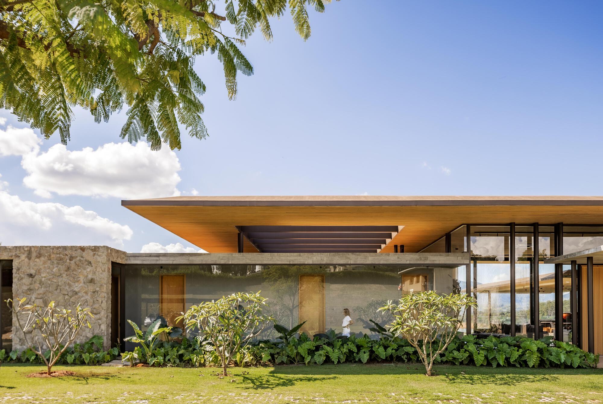 KH House / NGSTUDIO 图片 1