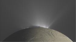 在太空寻找生命的征途中，土星卫星 Enceladus 传来了好消息 图片 1
