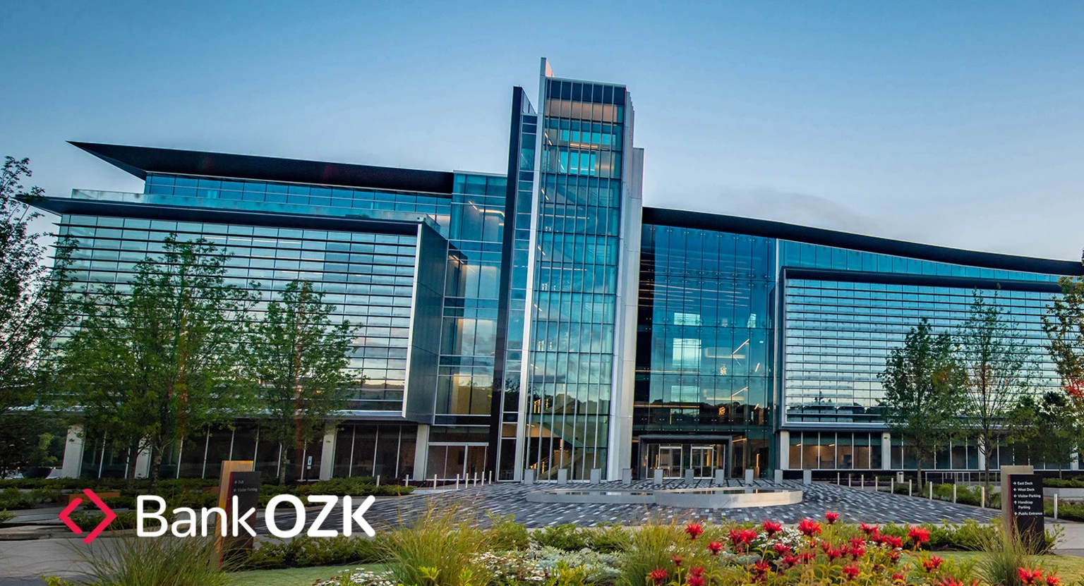 Bank OZK: A Regional Bank Proves It Can Grow While Keeping Leverage Down 图片 1