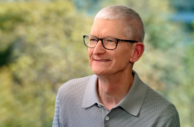 Tim Cook exits Apple not with a bang, but with a $350 billion whimper 图片 1