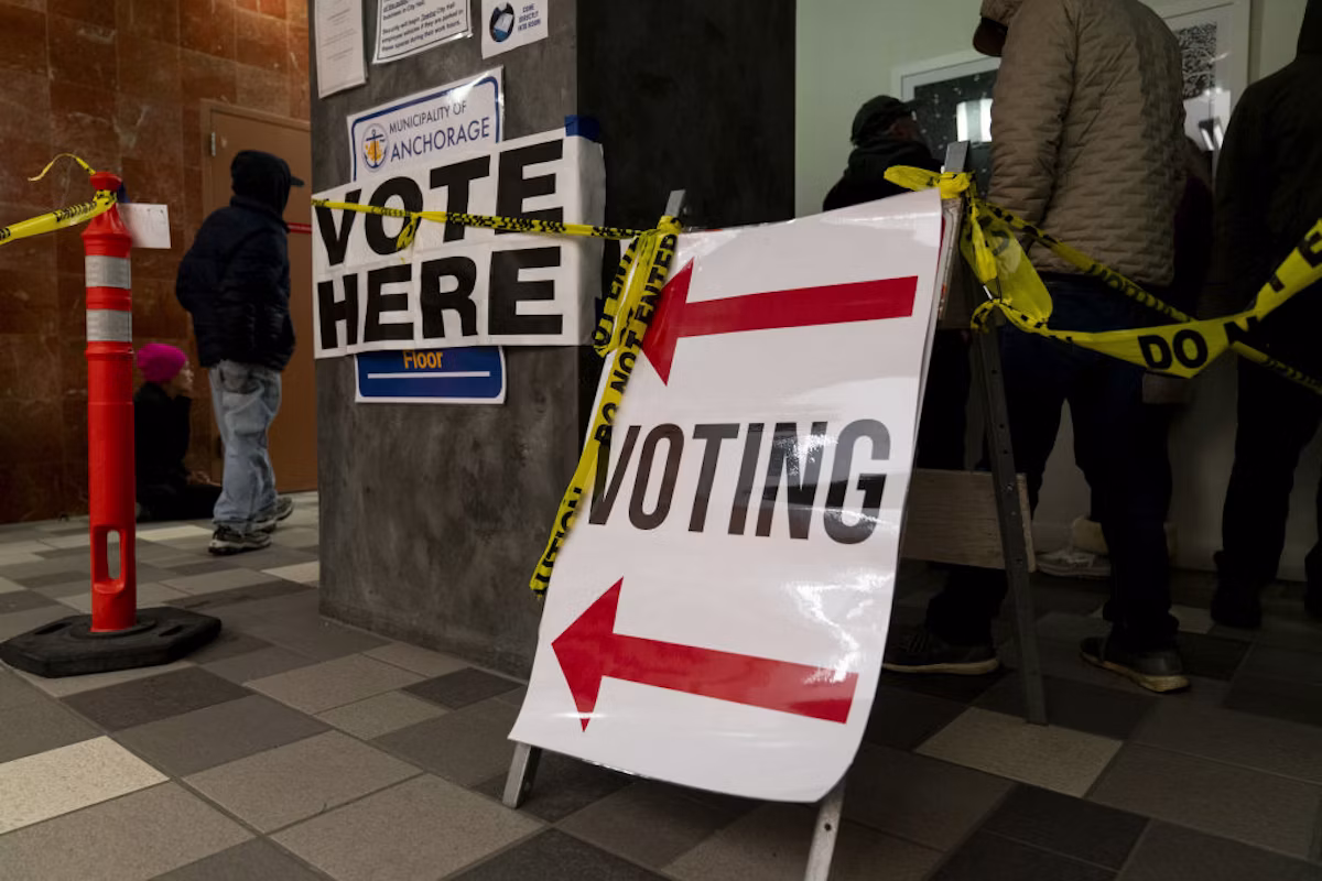Alaska Removes Citizens From Voter Rolls Just Before Midterms 图片 1