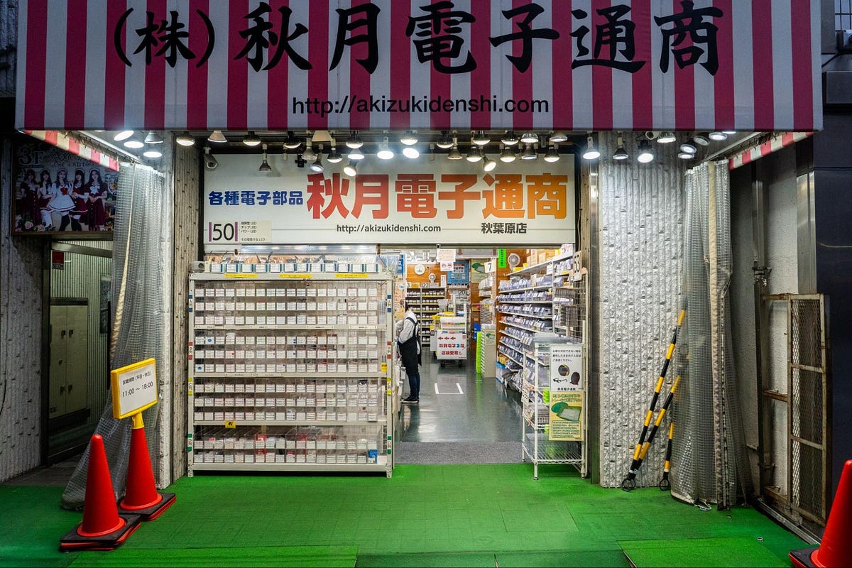 Publishing Schematics Before "Open Source" Was a Word 图片 1