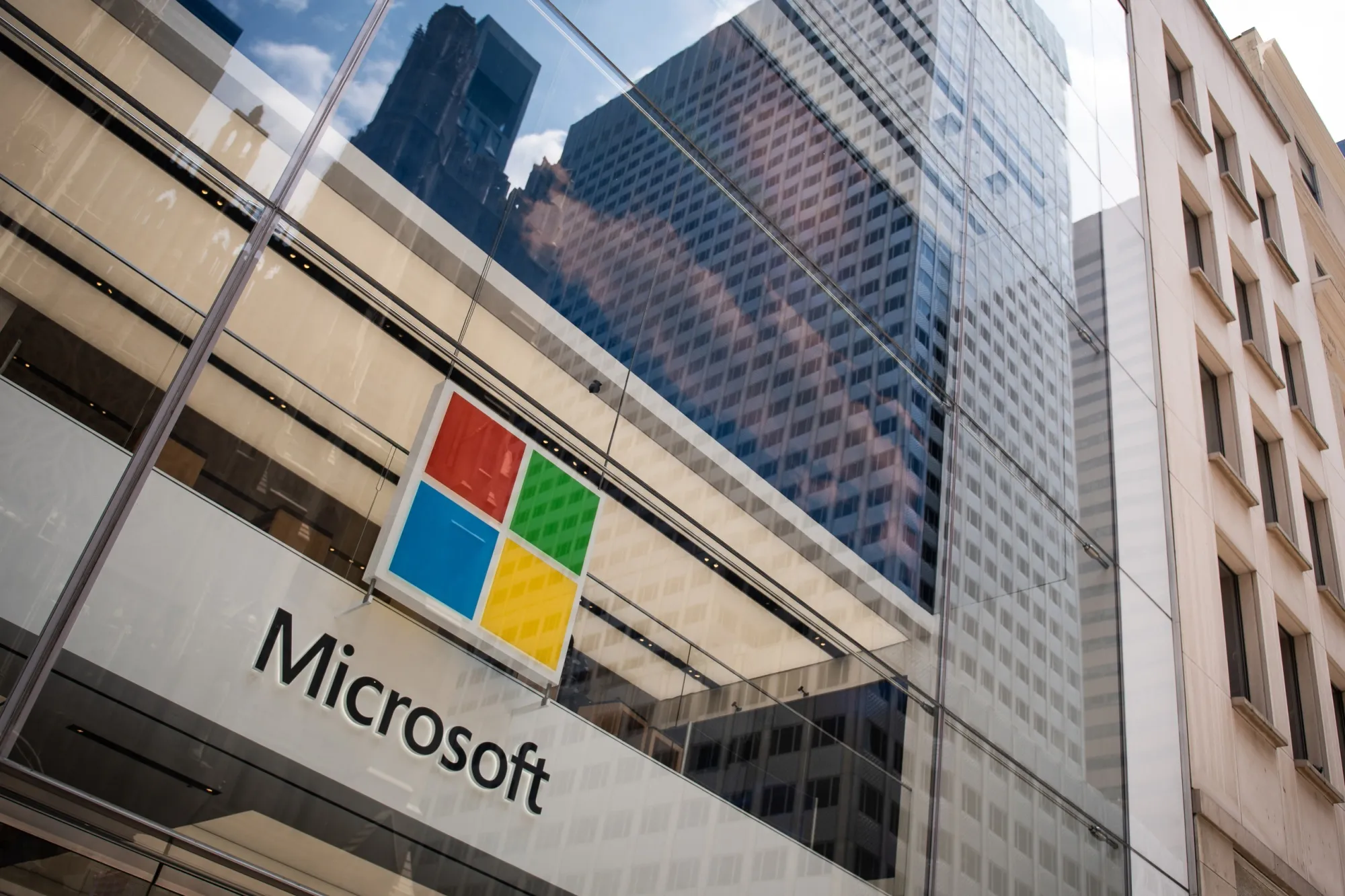 Microsoft’s Cloud Accelerates to Fastest Growth Since 2022 图片 1