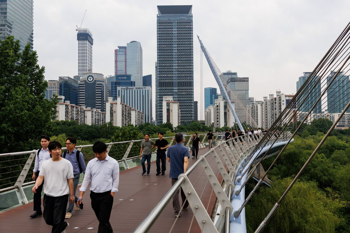 IMF Raises S. Korea Growth Most Among Major Economies on AI Boom 图片 1