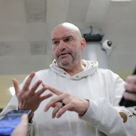 Harlan Crow Maxed Out Campaign Donations to John Fetterman 图片 1