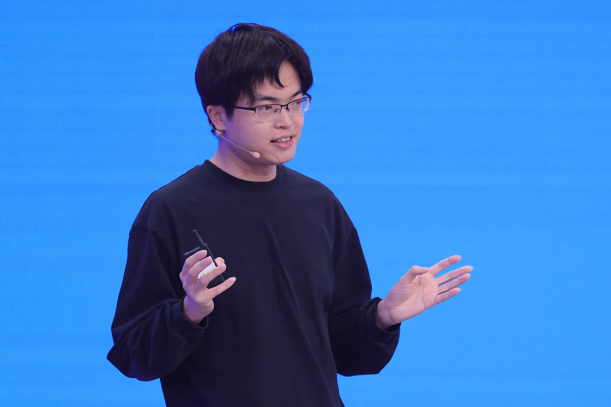 Chinese AI Sensation Moonshot’s Gamble on Big Models Pays Off 图片 1