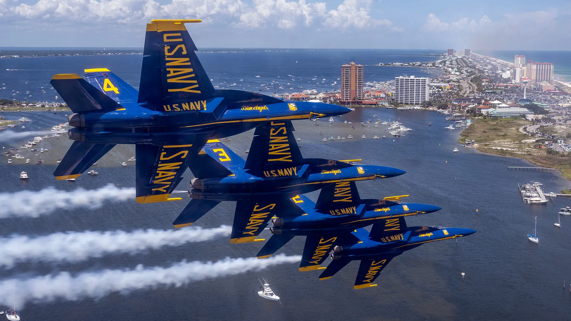 Blue Angels commander calls beach flyover ‘unsafe’ 图片 1