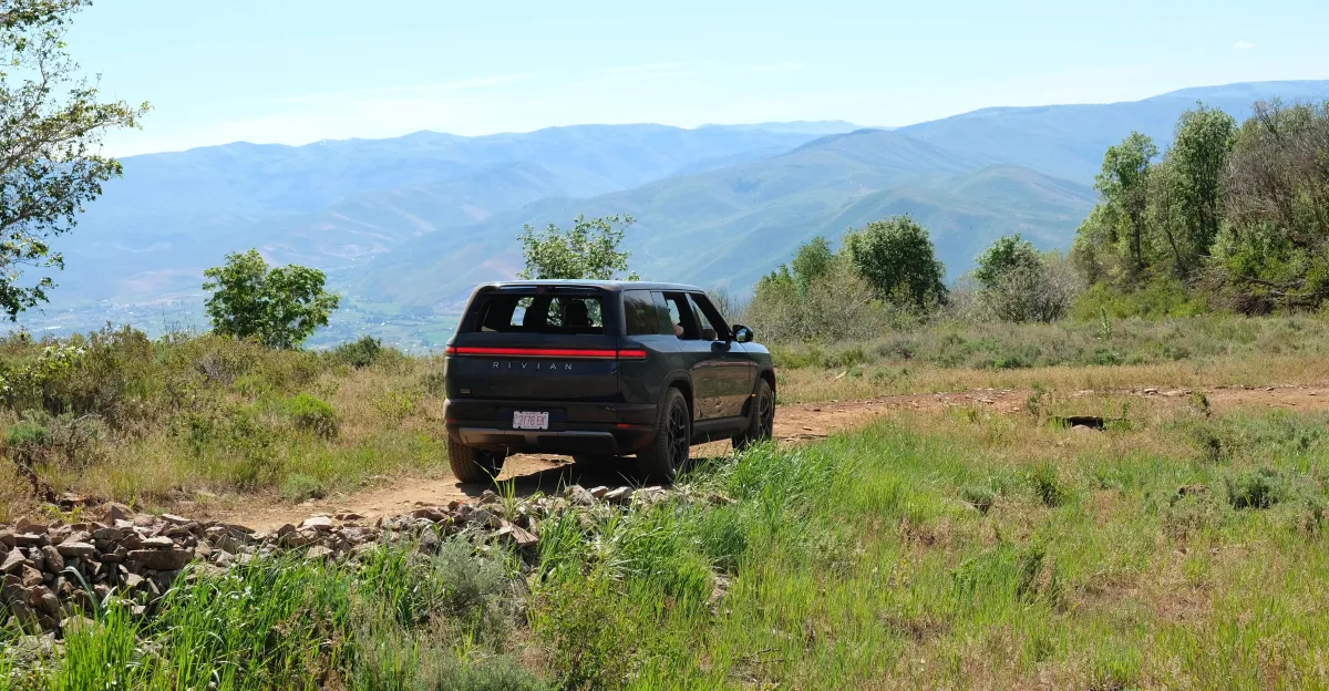 The Rivian R2 is too much fun to let drive itself 图片 1