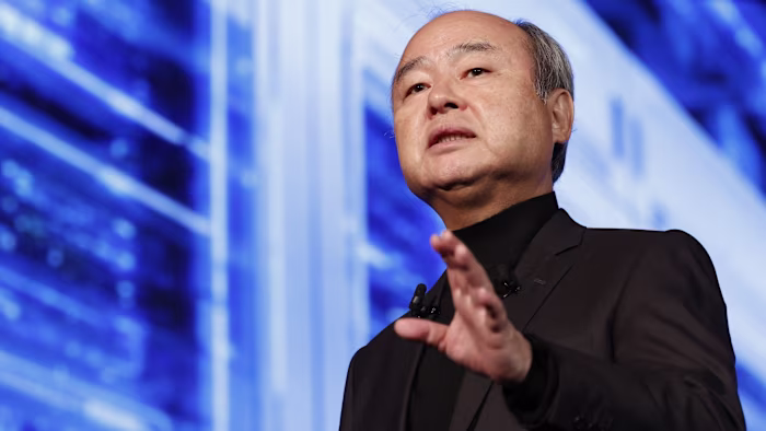 SoftBank’s Masayoshi Son ridicules AI critics for ‘spitting upwards’ 图片 1