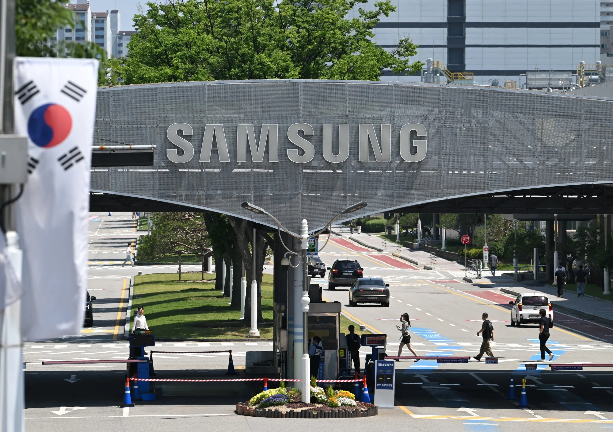 Samsung’s $400,000 Bonus Fuels Labor Disputes Across South Korea 图片 1