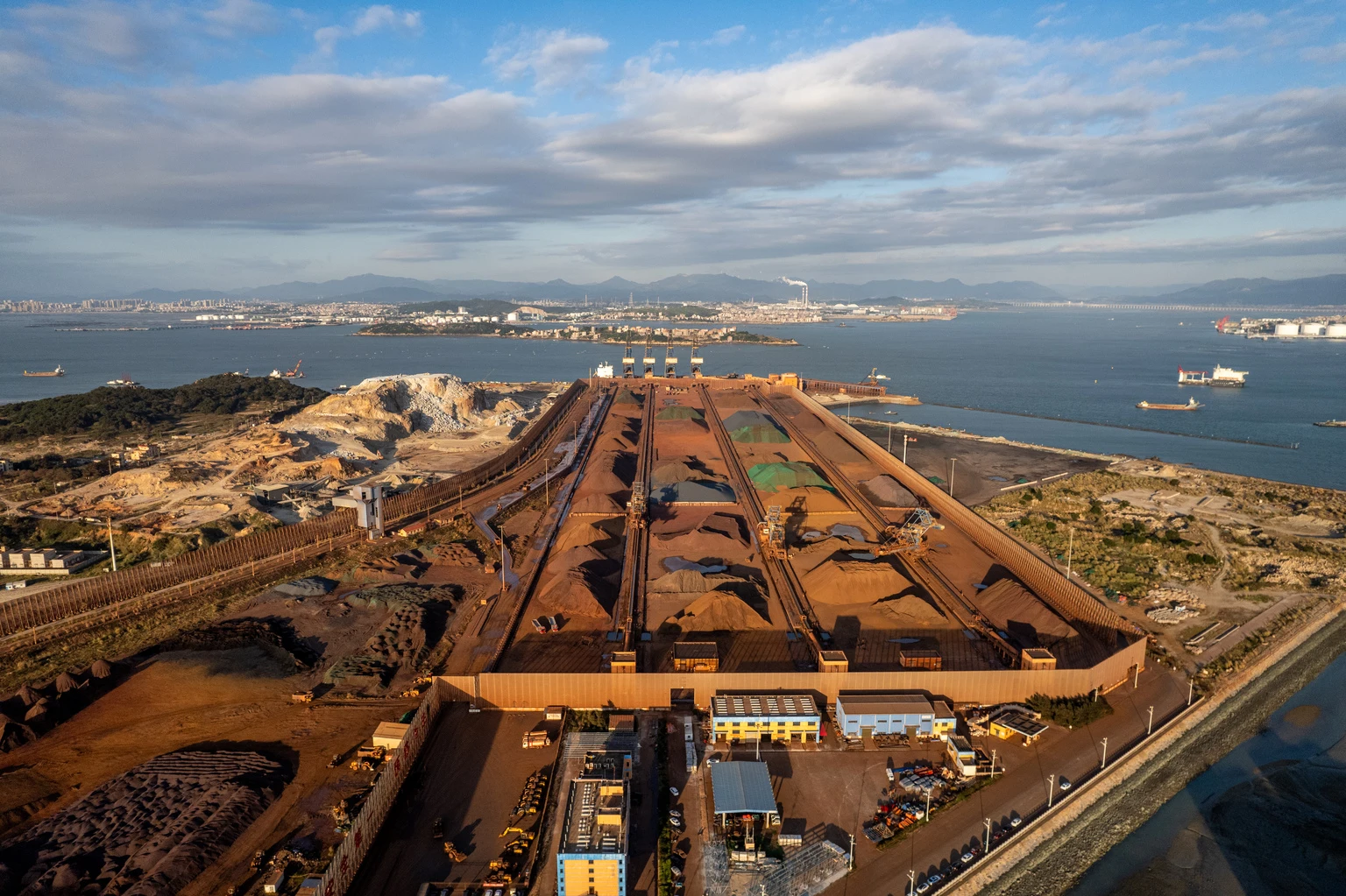 Vizsla Royalties: Attractive Arbitrage, Though Returns Depend On Deal Terms 图片 1