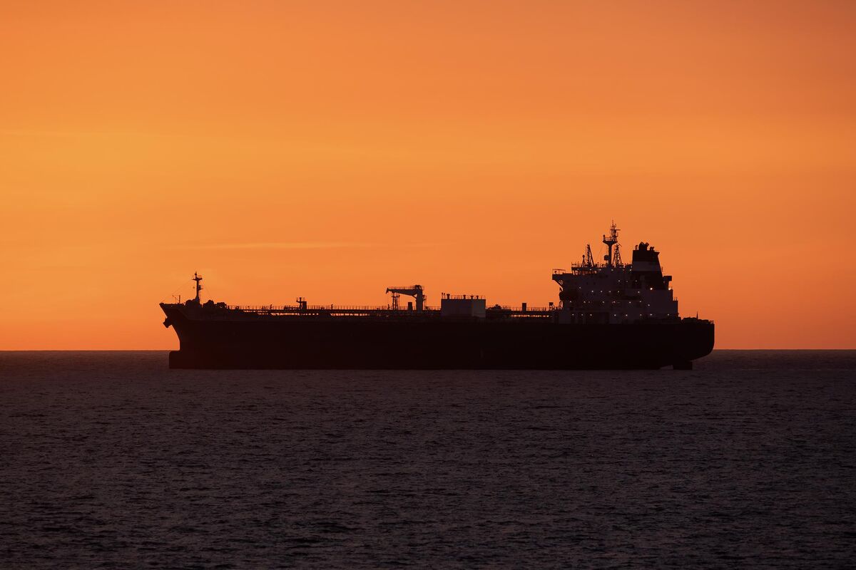 Hiring US-to-China Oil Tanker Costs More Than Launching a Space Rocket 图片 1