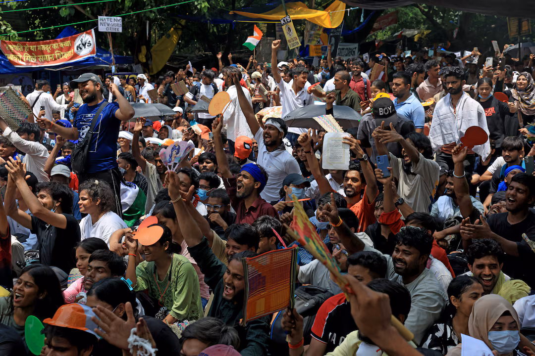 India's education minister resigns in major win for youth protesters 图片 1