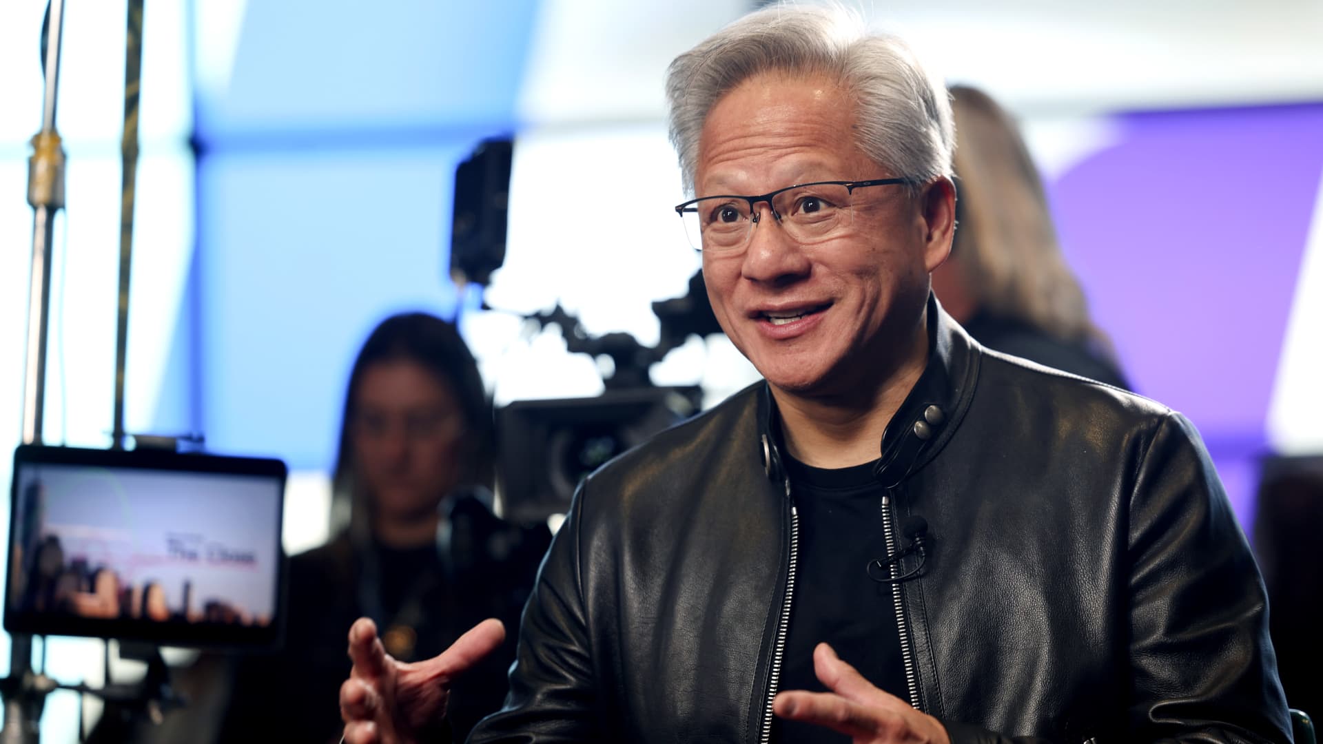 Nvidia says it has largely conceded China's AI chip market to Huawei 图片 1