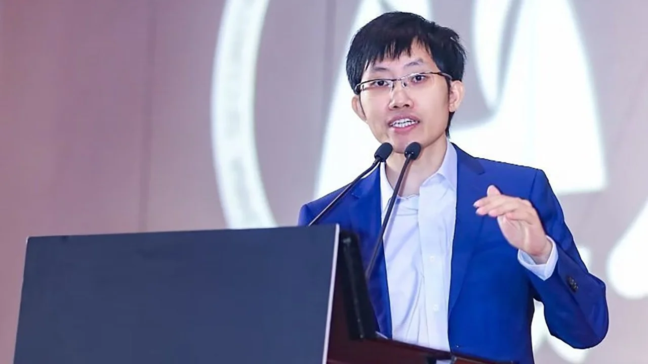 Low profile, high AI ambition: what leaked comments reveal about DeepSeek’s Liang Wenfeng 图片 1