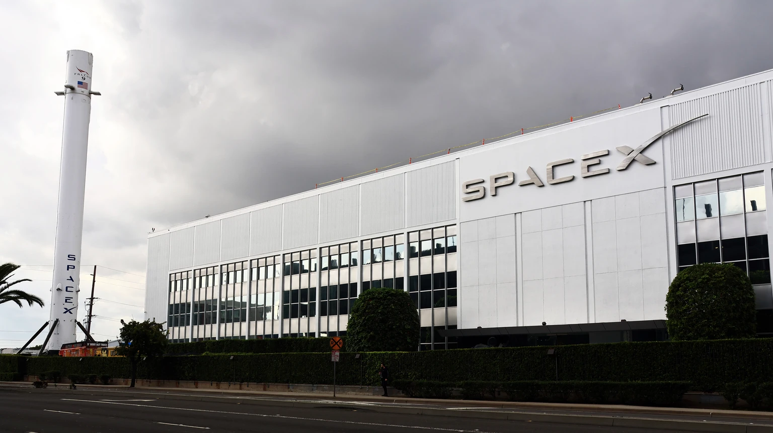 Chart Of The Day: $2 Trillion For SpaceX? Do I Hear $3? $4? 图片 1