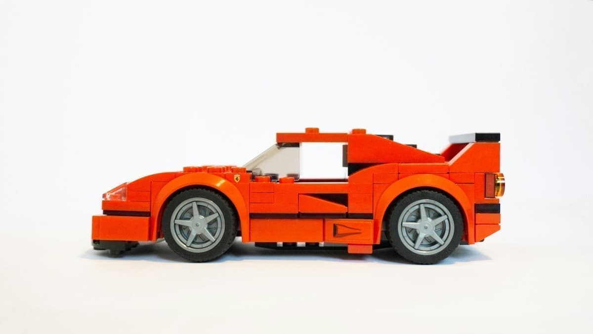 Why the Humble Capacitor Is the Electric Car Industry's New Crisis 图片 1