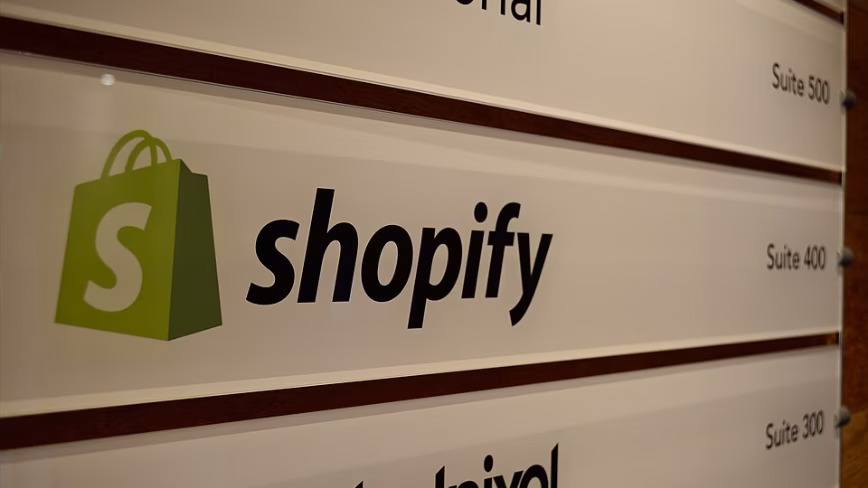 Trustpilot just partnered with Shopify to put its reviews where AI search engines are already looking 图片 1