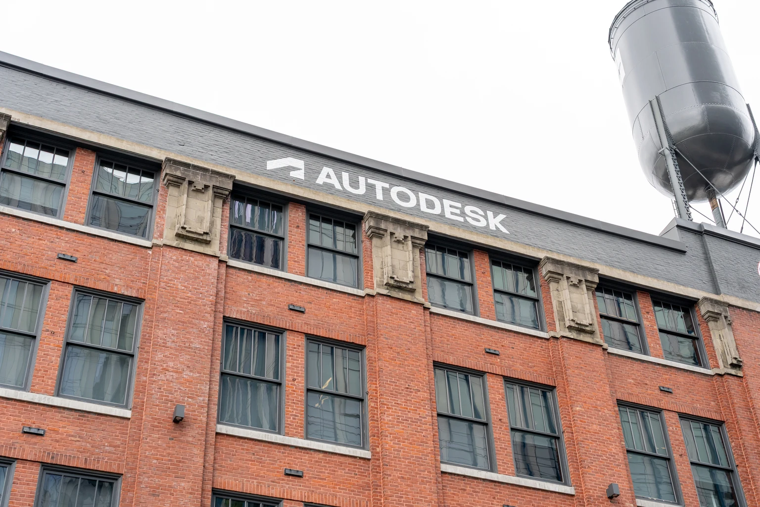 Autodesk: Rating Downgrade As MaintainX Makes Near-Term P&L Uncertain 图片 1