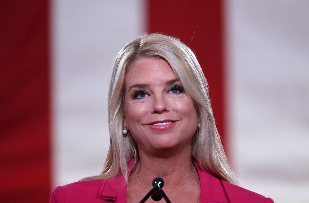 Pam Bondi Implicated in as Much as $5.5M in Insider Trading 图片 1