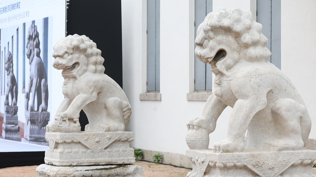 ROK returns pair of Qing Dynasty stone lions to China 图片 1