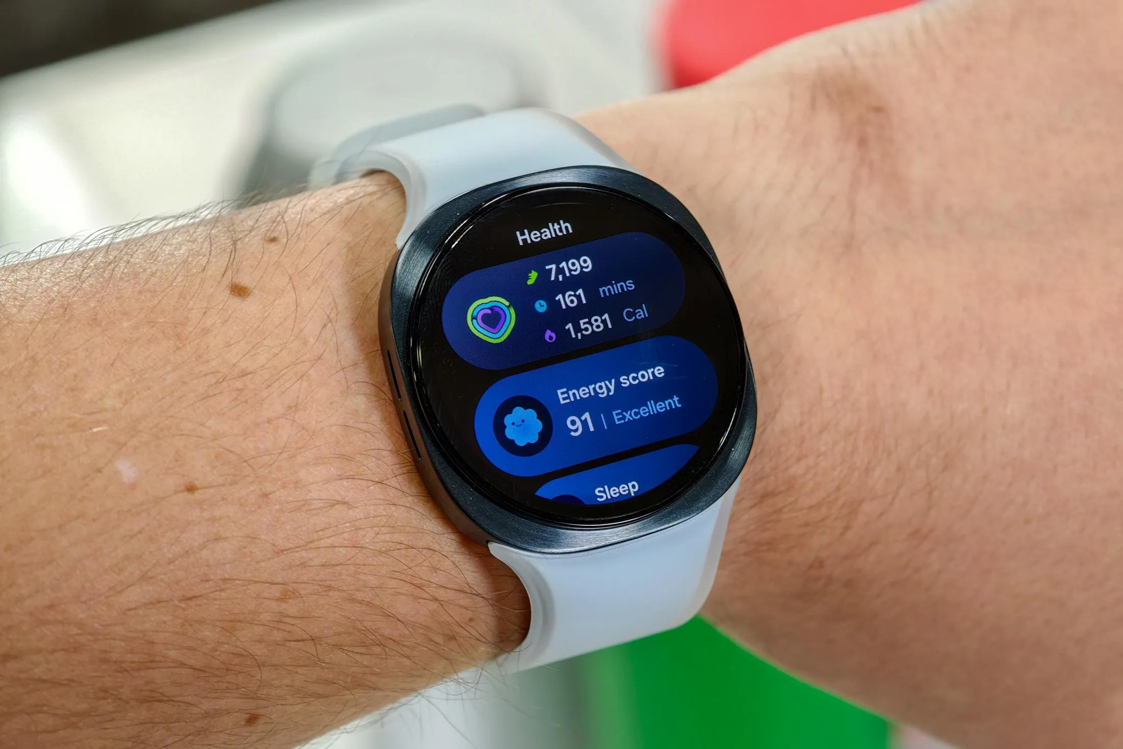 Samsung’s Galaxy Watch 9 is $40 off at Costco and comes with over $50 in freebies 图片 1