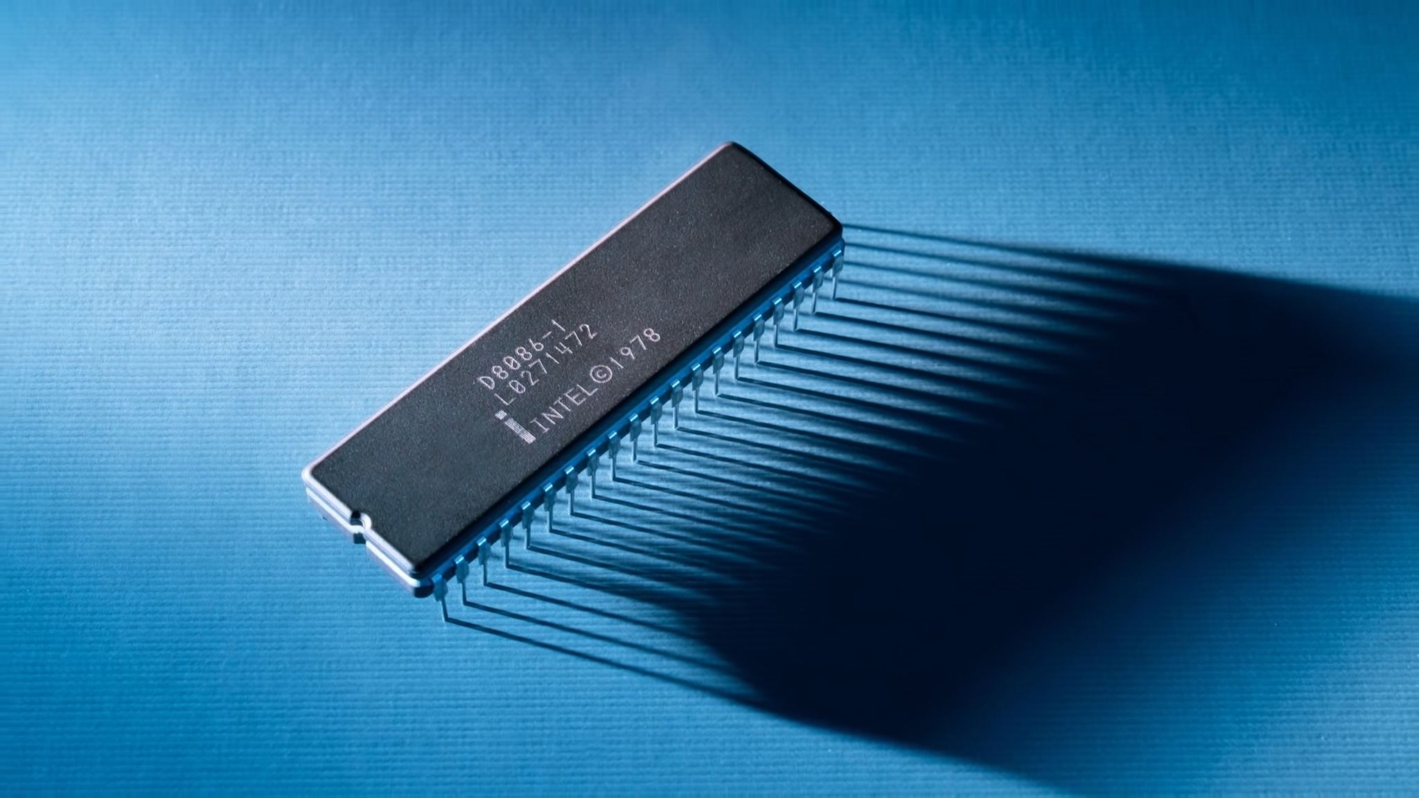 Intel introduced ‘the first processor in the x86 series and the first 8086 microprocessor’ on this day in 1978 — CPU was designed as a temporary substitute for the delayed iAPX 432 project 图片 1