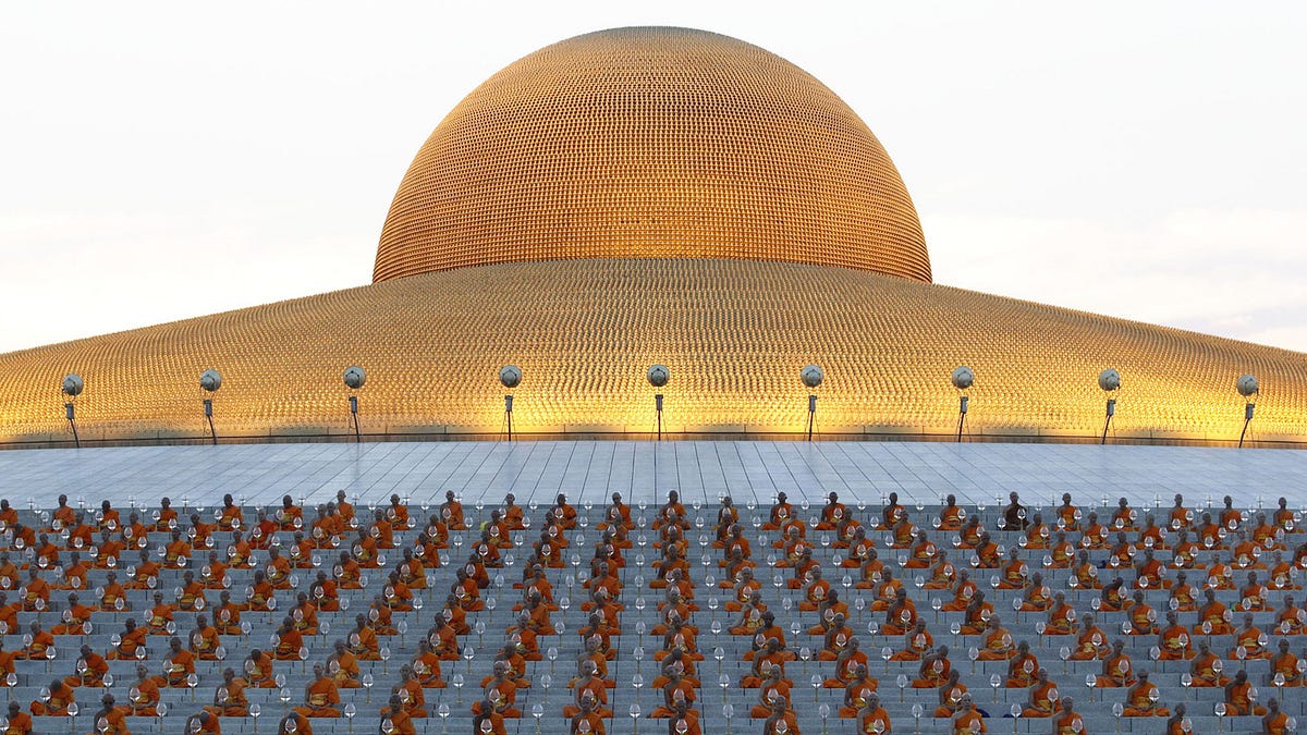 A Buddhist Sun Miracle? 图片 1