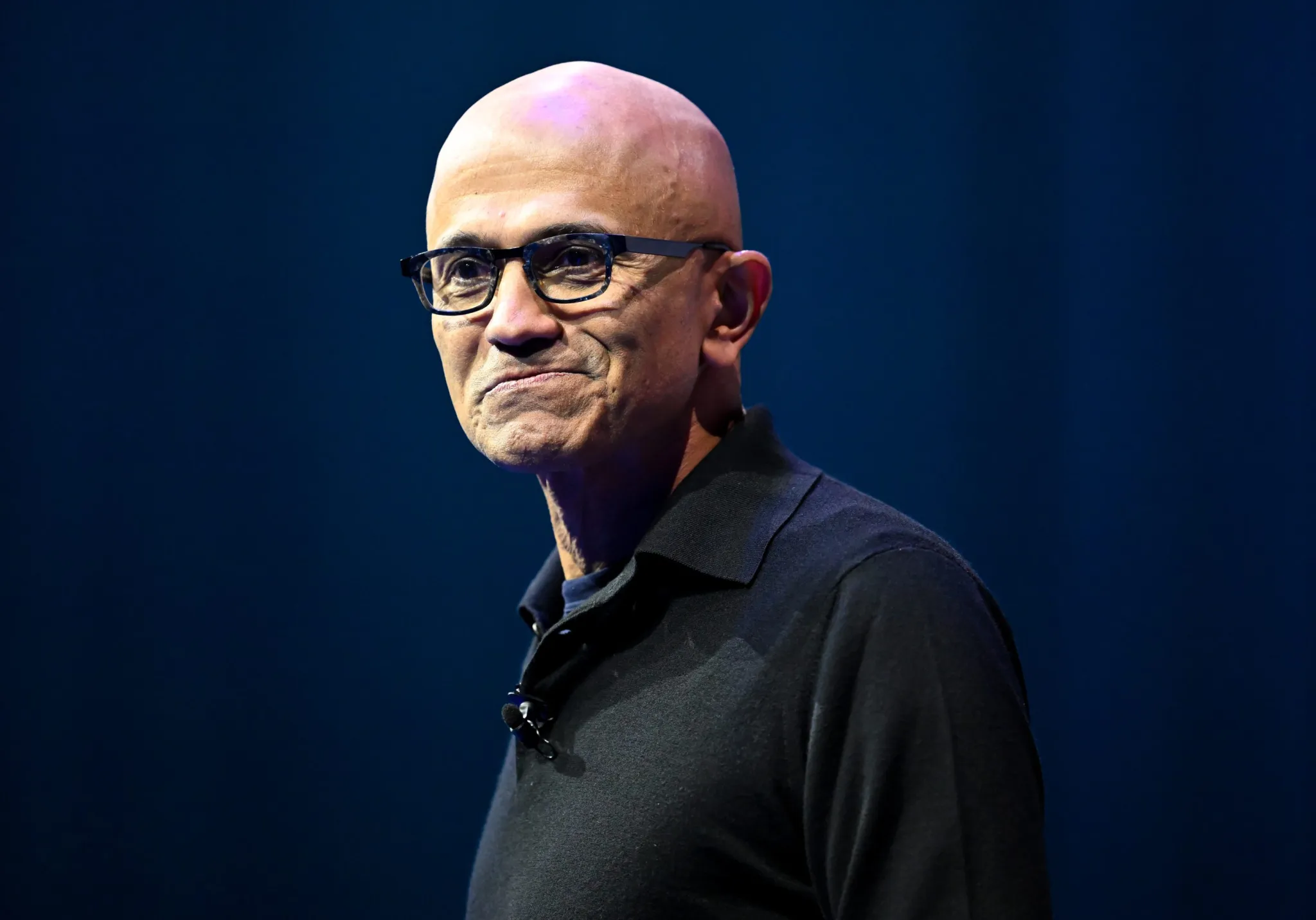 Microsoft’s stock has biggest one-day gain since 2008, adding $480 billion in market value as cloud business booms 图片 1