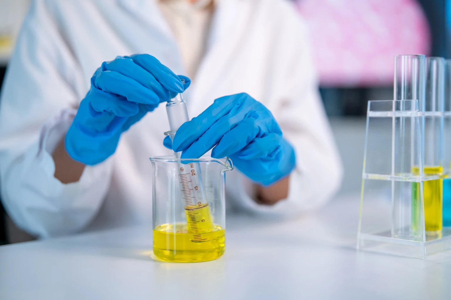 Praxis 'Strong Buy': PDUFA In Early 2027 For Ulixacaltamide And BTD Elsunersen 图片 1