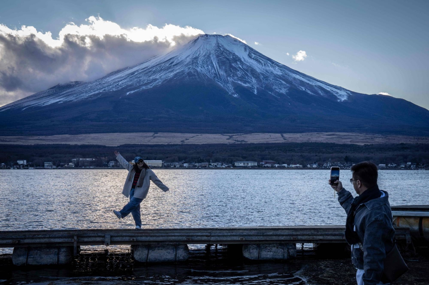 'Perfect Japan' posts spark Gen Z social media backlash 图片 1