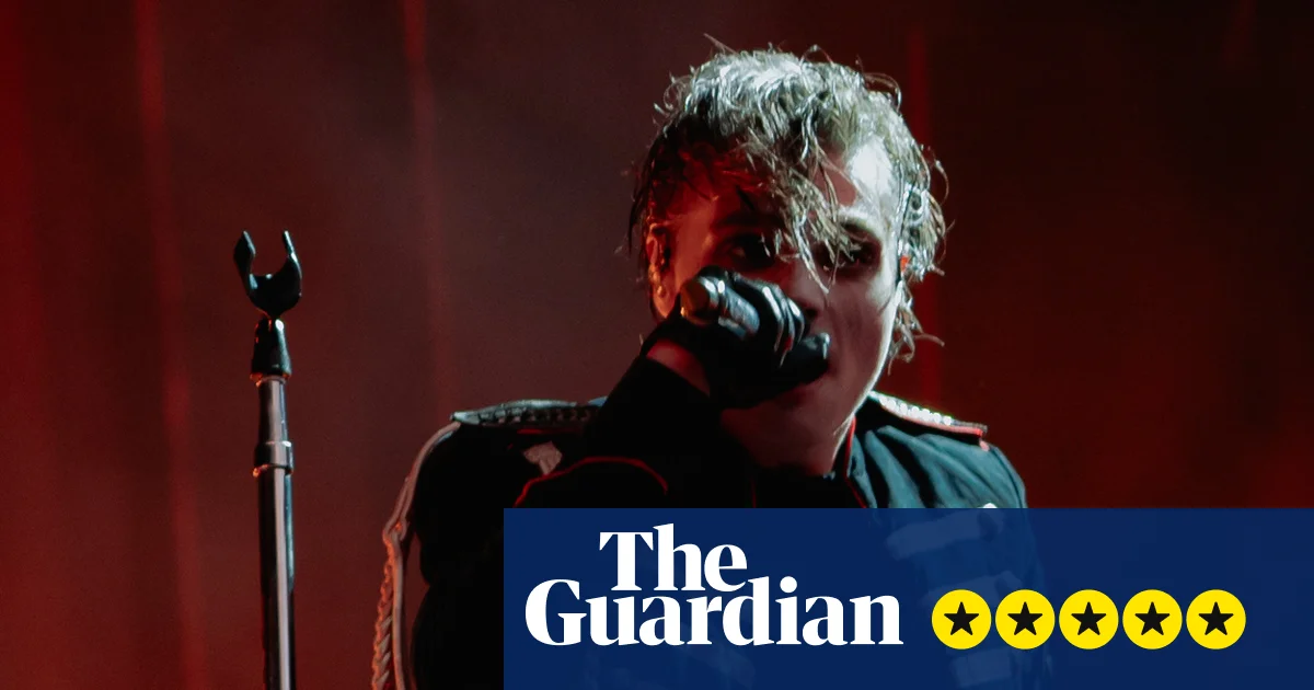 My Chemical Romance review – fire! Nuclear war! Killer pierrots! This is stadium rock at its most monumentally madcap 图片 1