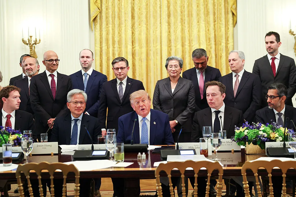 Pledge signed by President Trump and top AI leaders misspells the United States 图片 1
