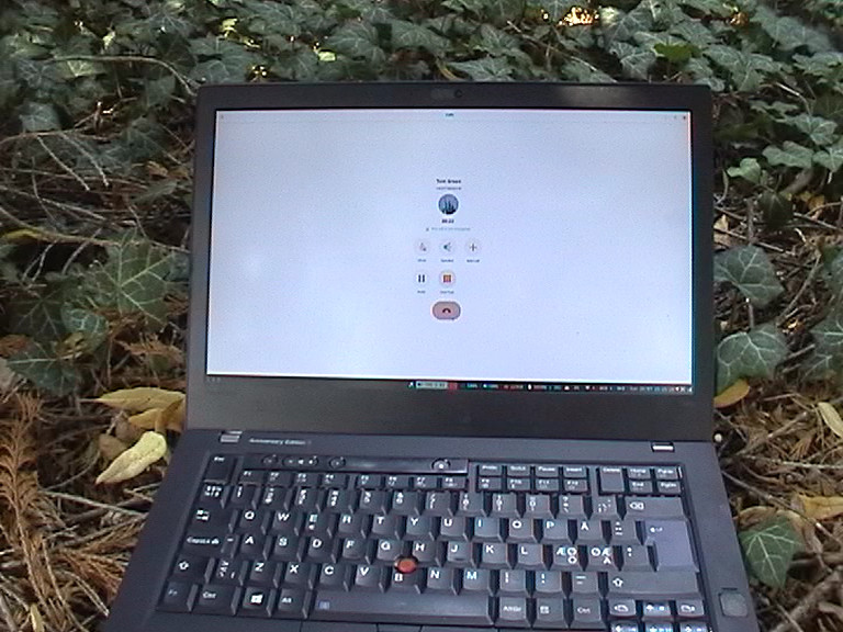 Using ThinkPad T480 as a mobile phone 图片 1