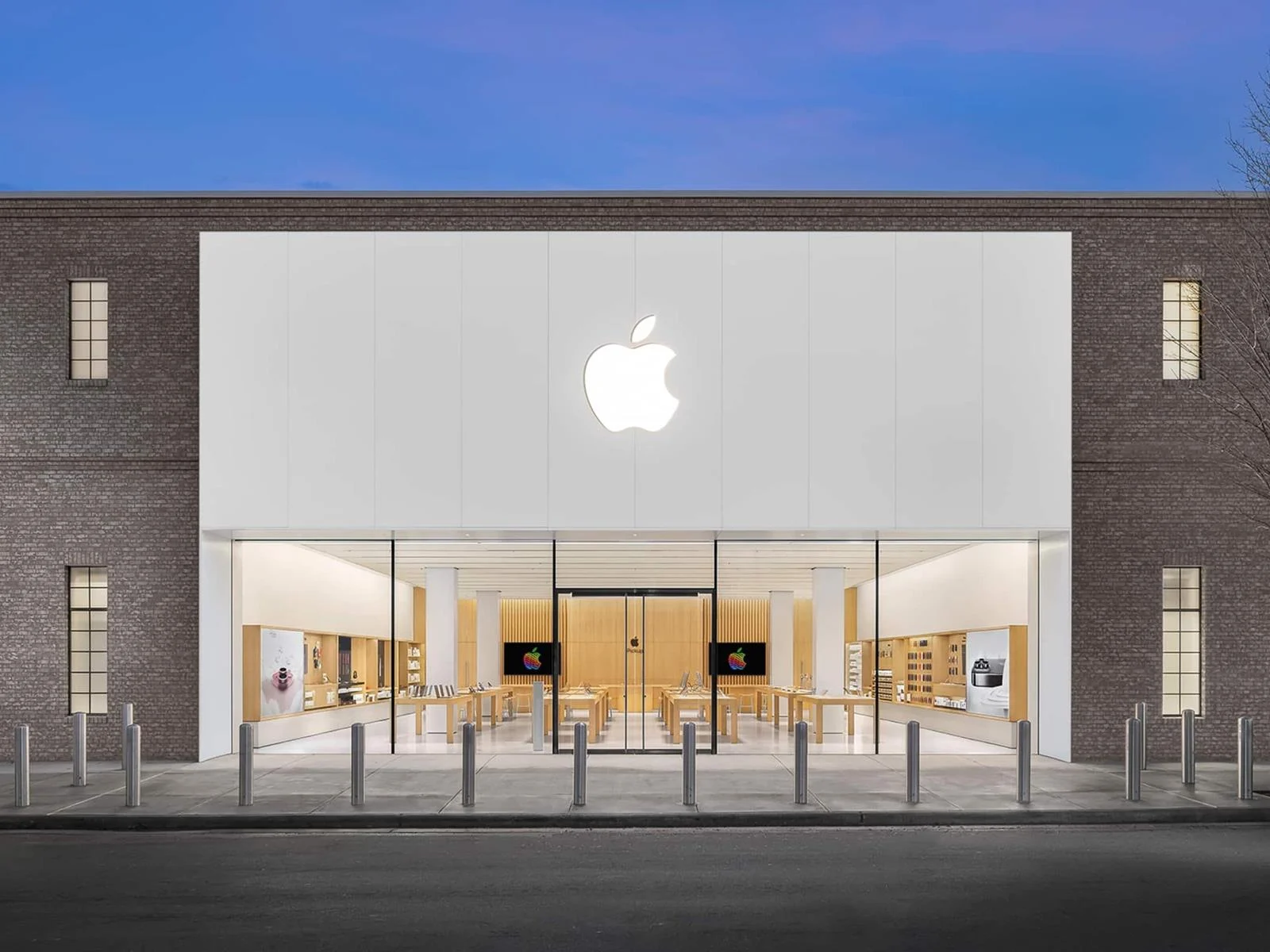 Apple Upgrade Program Lets You Lease iPhones And Macs For $17.99 图片 1