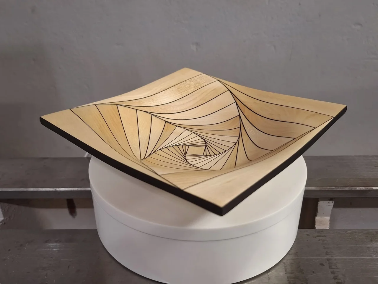 Five Years, One Bowl, and a Woodturner Who Refused to Quit 图片 1