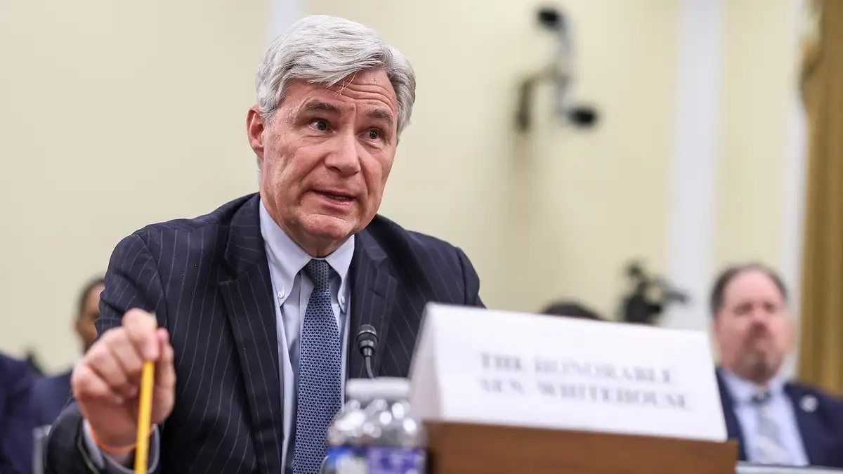 The U.S. Senator Who Won’t Shut Up about Climate Change 图片 1