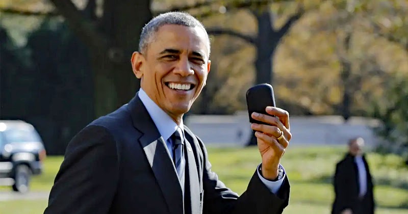 How Obama's BlackBerry got secured (2023) 图片 1