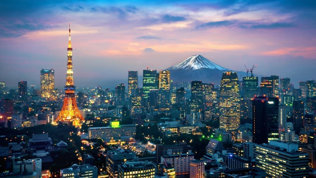 Japan's Controversial Shift Back to Nuclear Energy 图片 1