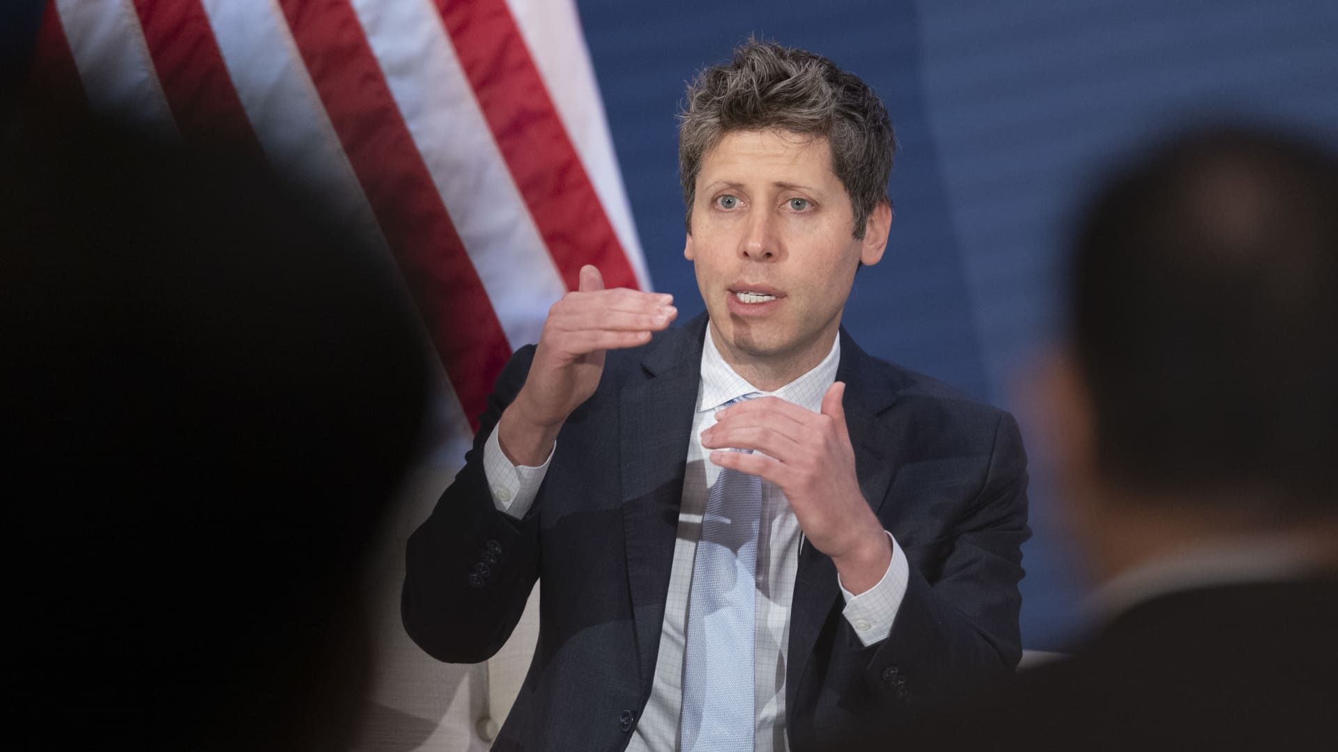 Sam Altman 详述 AI 行业为何想放慢脚步："我们可能会失去控制" 图片 1