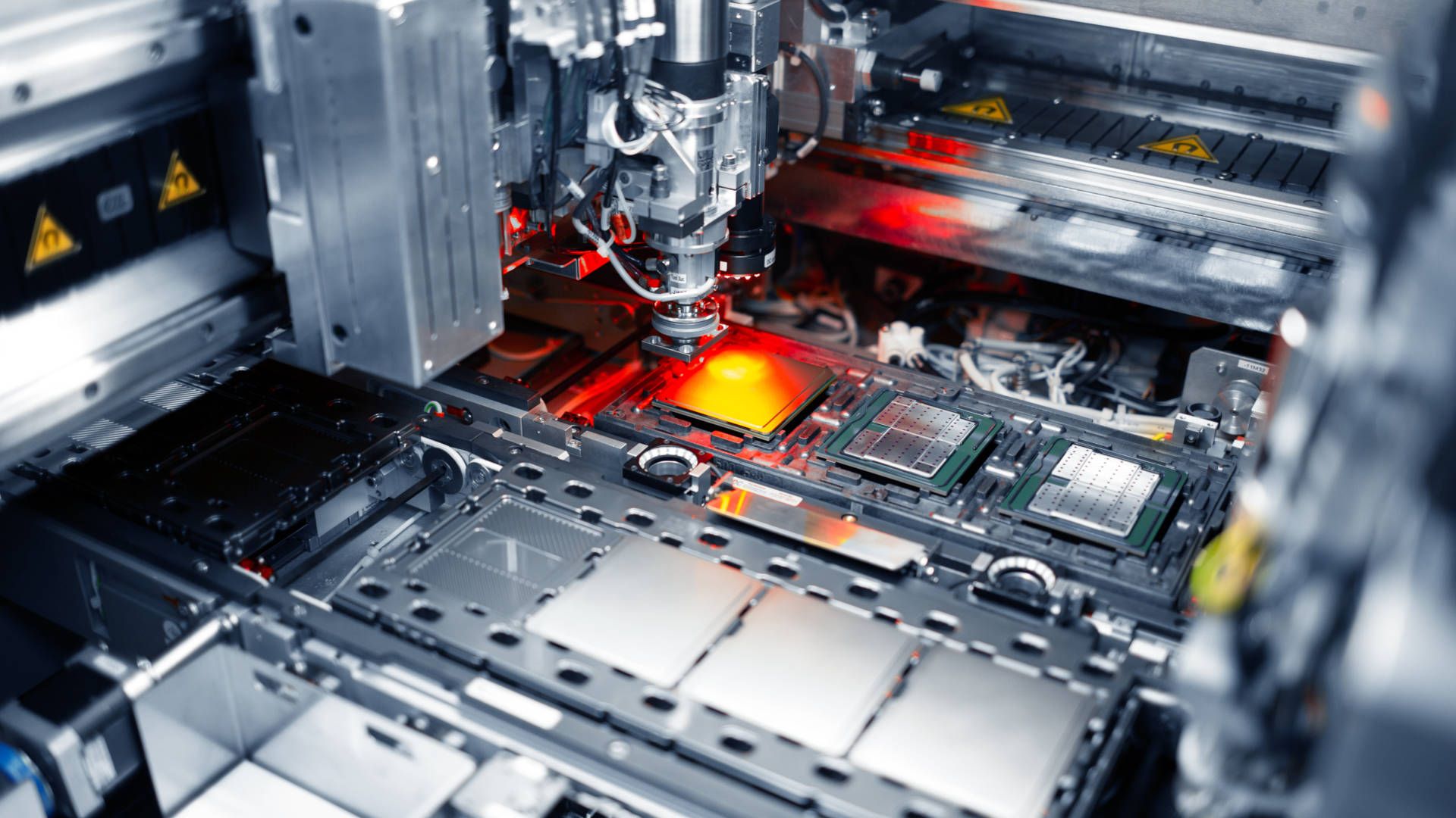 Intel is reportedly providing three million chips to Google 图片 1