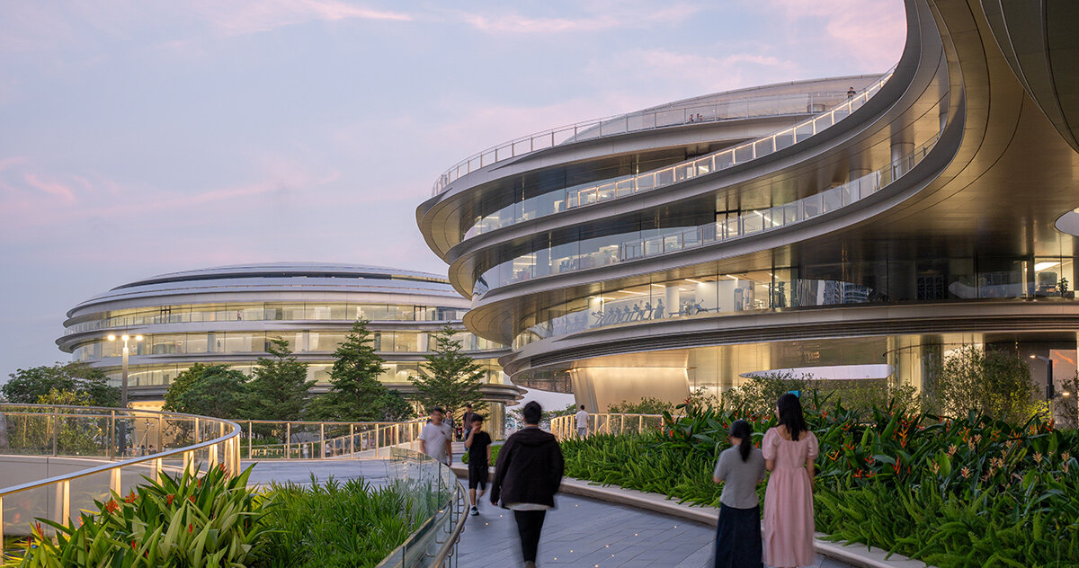 MAD opens shenzhen’s tengyun center with lifted, cloud-like offices 图片 1