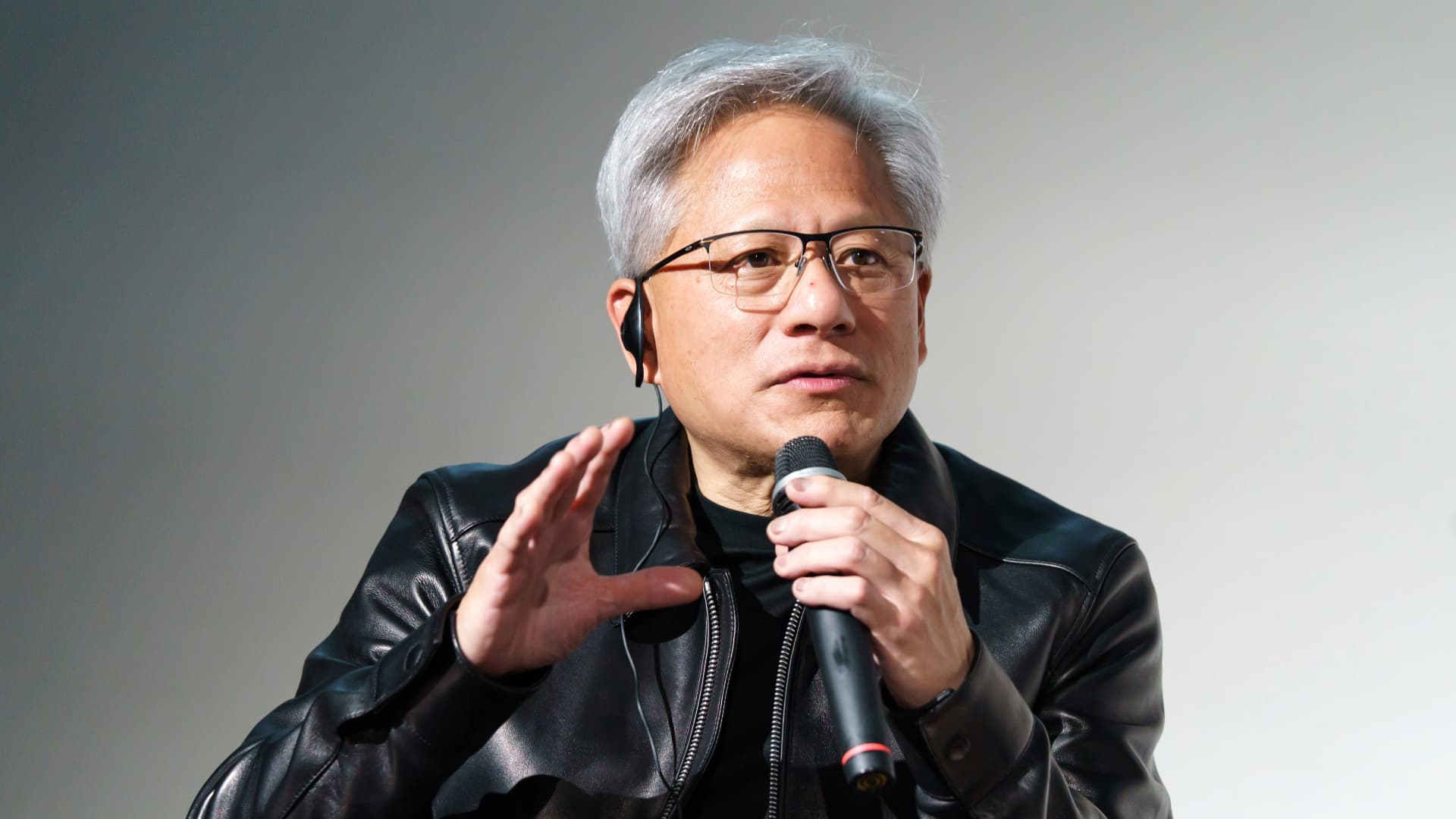 Jensen Huang tells CNBC his chips are 'investable asset' 图片 1