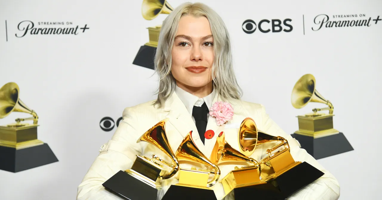 Phoebe Bridgers Ditched the Internet to Hype Up Her New Music. It’s Working 图片 1
